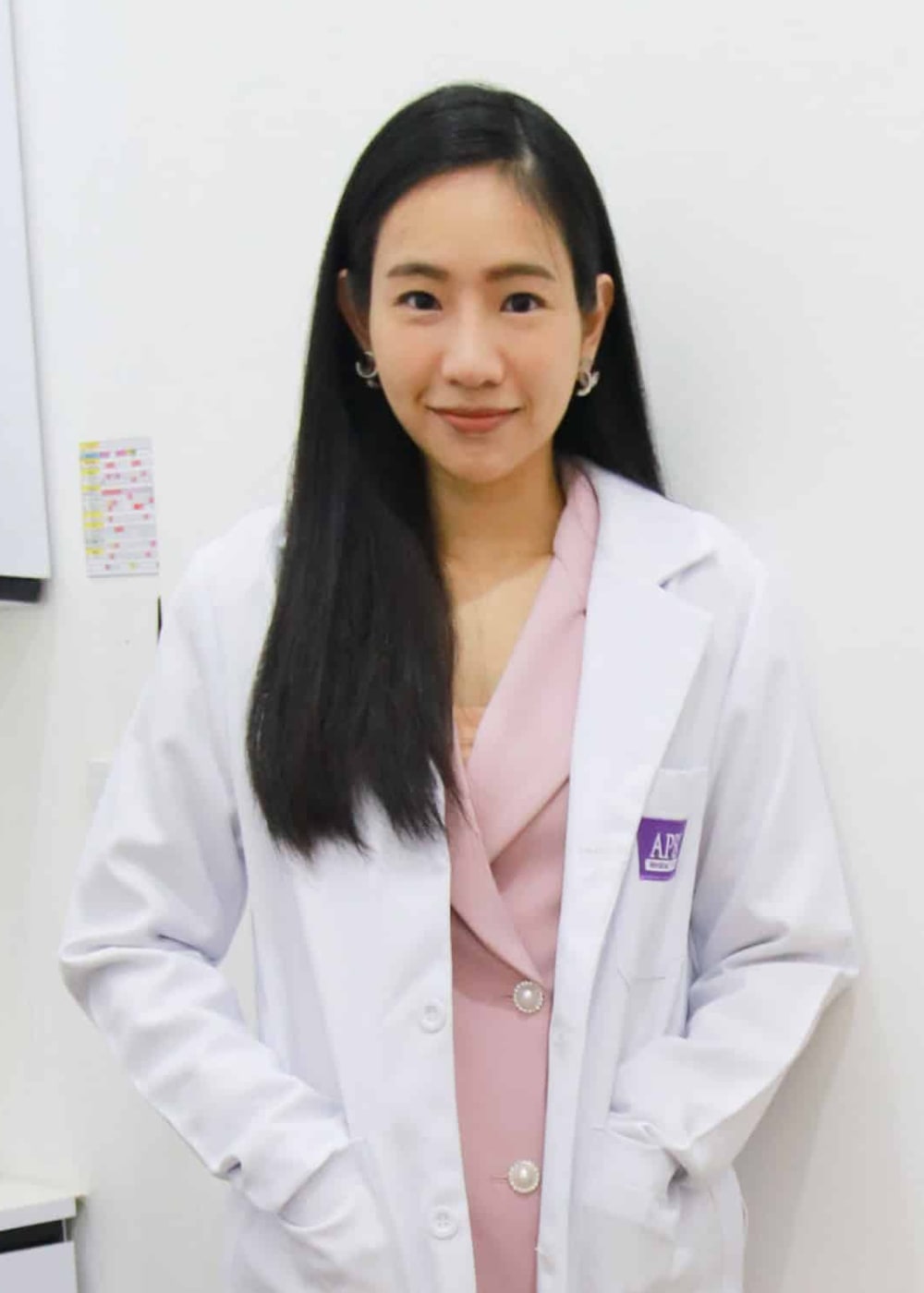 Dr.Chutinan Suramanasikan