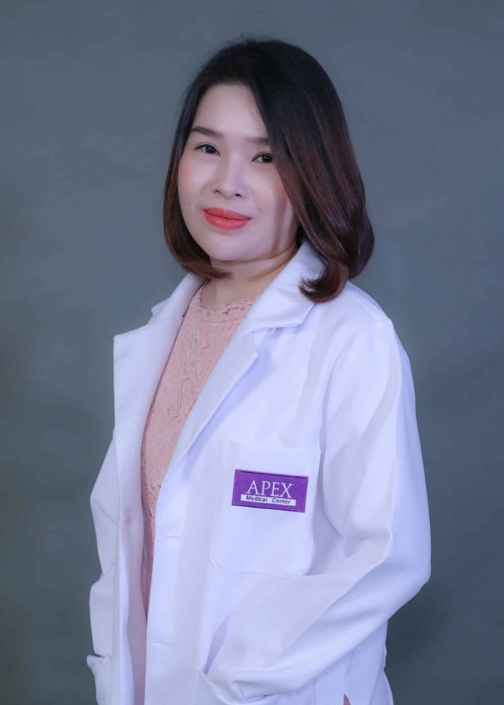 Dr.Naphatthorn Pongsrihadulchai
